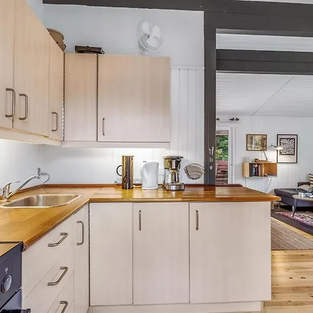 Borghild - 500m From The Sea By Interhome