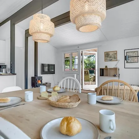 Borghild - 500m From The Sea By Interhome Gedser